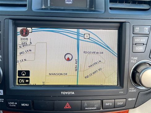 Used 2010 Toyota Highlander Limited image 20