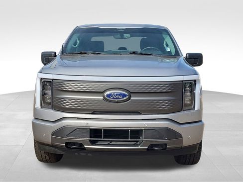 Used 2023 Ford F150 Lightning XLT AWD/4WD image 6