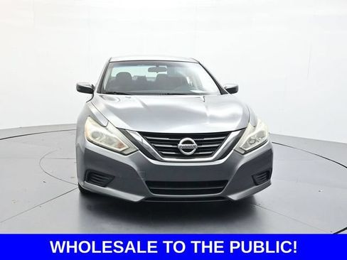 Used 2016 Nissan Altima 2.5 S w/ Power Driver Seat Package FWD image 2