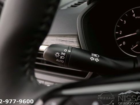 New 2025 Nissan Altima 2.5 SL image 24