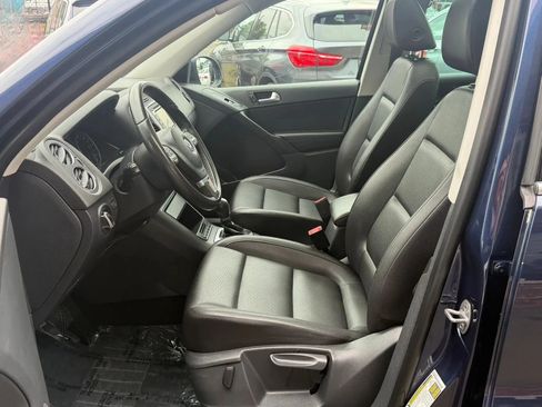 Used 2013 Volkswagen Tiguan S AWD/4WD image 10