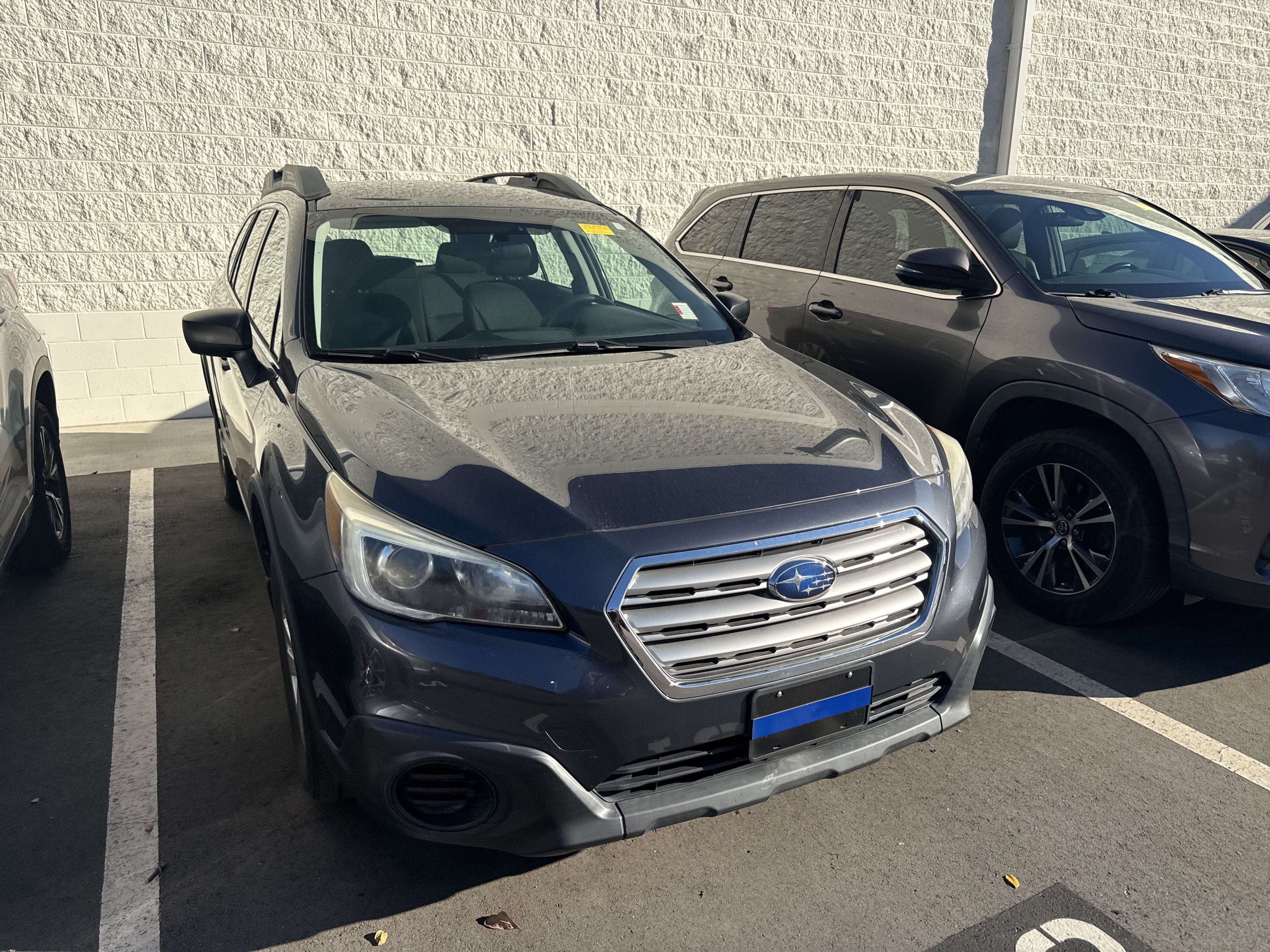 Used 2017 Subaru Outback 2.5i AWD/4WD image 3