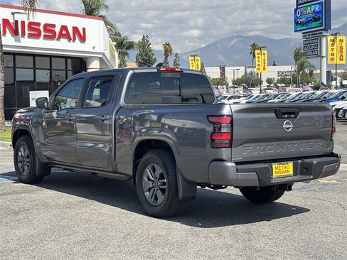 New 2026 Nissan Frontier SV w/ SV Convenience Package image 4