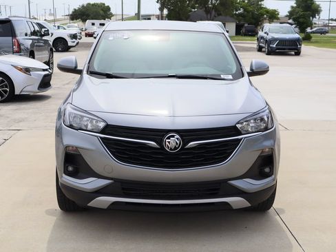Certified 2023 Buick Encore GX Preferred w/ Cold Weather Comfort Package FWD image 4