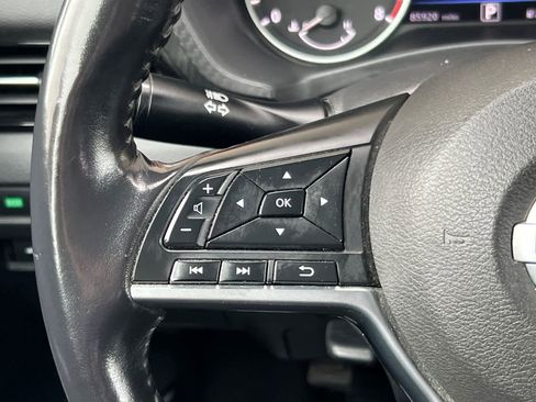 Used 2020 Nissan Sentra SV image 24