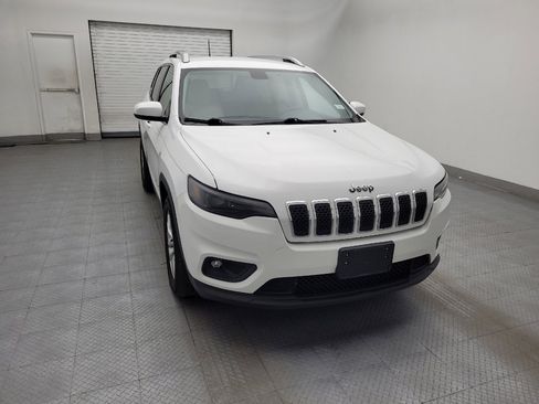 Used 2019 Jeep Cherokee Latitude w/ Cold Weather Group FWD image 14