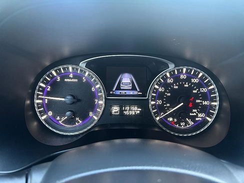Used 2016 INFINITI QX60 Luxe w/ Deluxe Technology Package AWD/4WD image 14