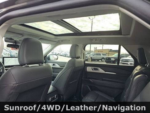 Used 2025 Ford Explorer Active w/ Active Comfort Package image 25