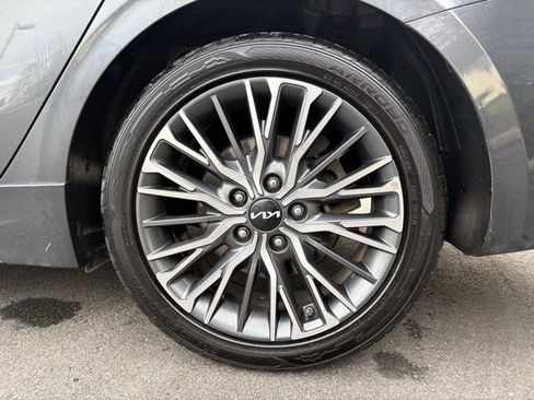 Used 2022 Kia Forte GT-Line w/ GT-Line Premium Package image 14