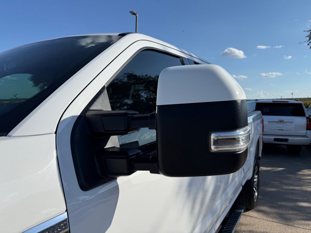 Used 2017 Ford F250 Lariat w/ Lariat Value Package AWD/4WD image 13