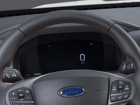 Used 2026 Ford Explorer Active AWD/4WD image 13