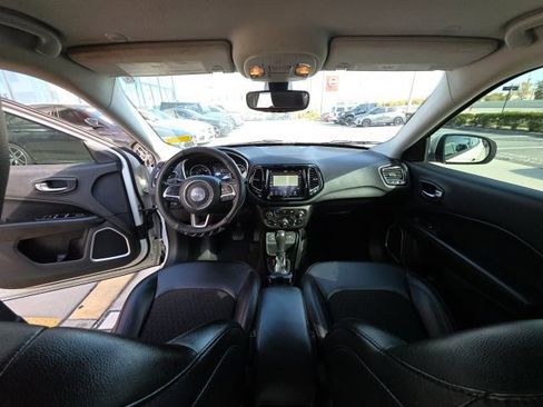 Used 2020 Jeep Compass Latitude image 25