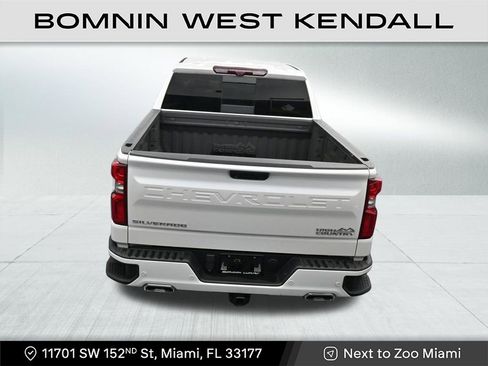 Used 2023 Chevrolet Silverado 1500 High Country w/ Technology Package image 15