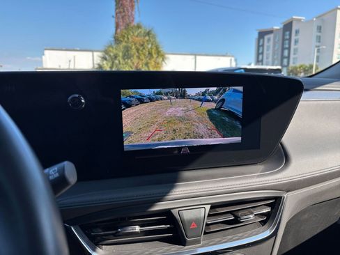 Used 2025 Buick Encore GX Preferred image 17