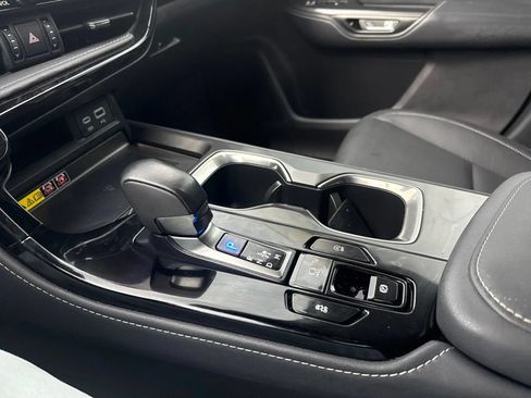 Used 2024 Lexus NX 250 FWD image 19