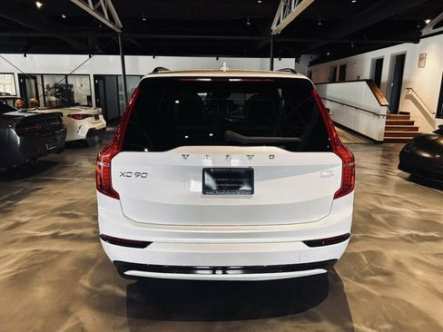 Used 2022 Volvo XC90 T8 R-Design w/ Advanced Package AWD/4WD image 4