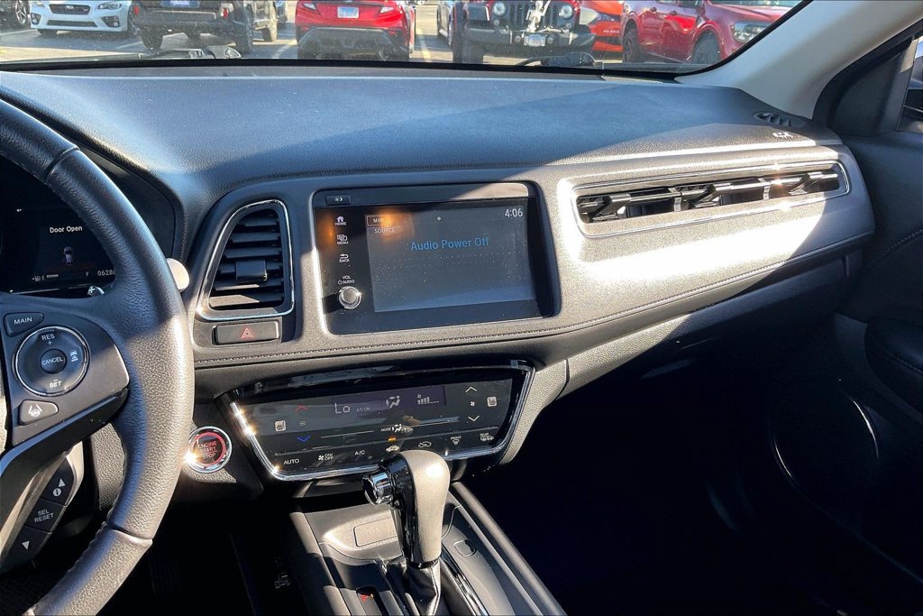 Used 2020 Honda HR-V Touring image 6
