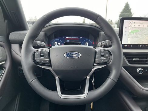 New 2026 Ford Explorer Platinum w/ LUX Leather Package image 15
