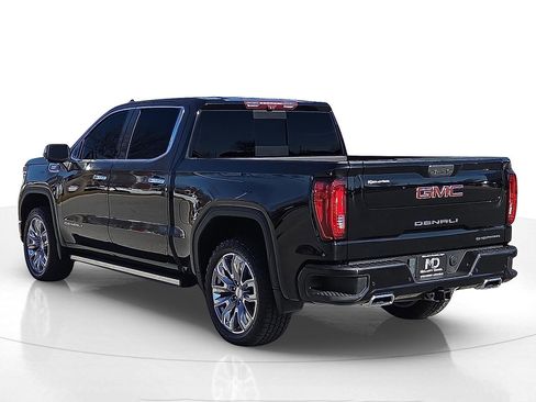 Used 2022 GMC Sierra 1500 Denali w/ Denali Reserve Package image 4