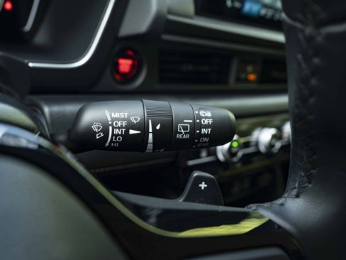 Used 2025 Honda Pilot EX-L image 25