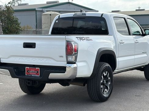 Certified 2023 Toyota Tacoma TRD Off-Road image 6