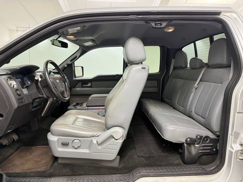 Used 2014 Ford F150 XLT w/ Equipment Group 302A Luxury AWD/4WD image 19