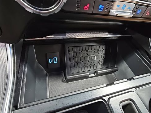 Used 2023 Ford F150 Platinum image 22