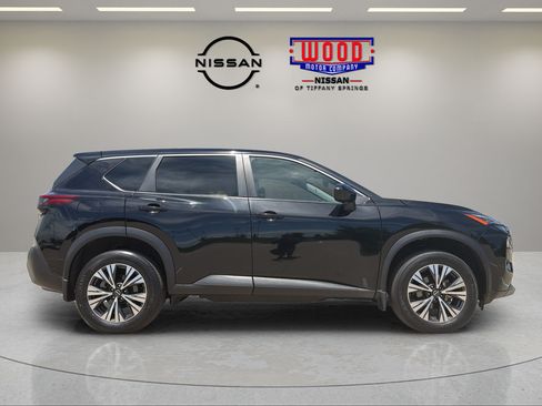 Certified 2023 Nissan Rogue SV AWD/4WD image 2