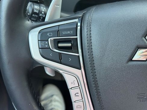 Used 2018 Mitsubishi Outlander SEL AWD/4WD image 27