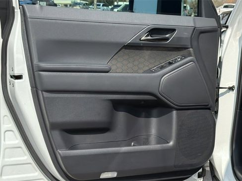 Used 2026 Lexus GX 550 w/ Cold Area Package image 13