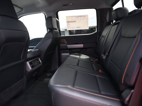 New 2026 Ford F250 Lariat w/ Lariat Premium Package AWD/4WD image 10