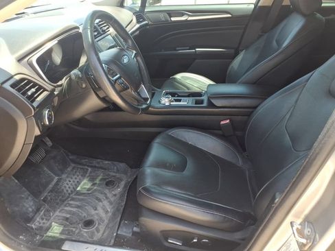 Used 2020 Ford Fusion Titanium AWD/4WD image 16