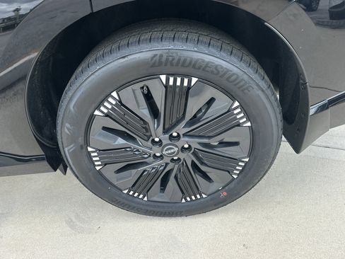 New 2026 Nissan Murano Platinum w/ Cargo Package AWD/4WD image 3