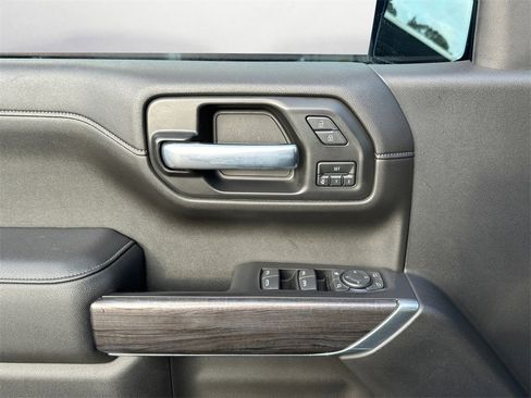 Used 2021 Chevrolet Silverado 1500 LTZ w/ LTZ Premium Package image 23