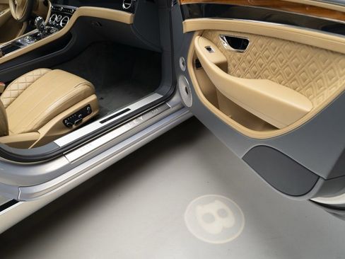 Used 2020 Bentley Continental GT image 42