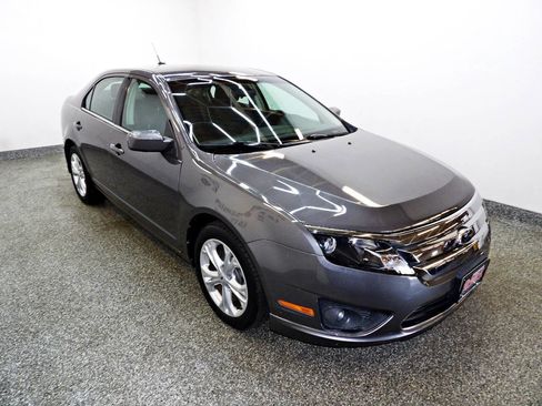 Used 2012 Ford Fusion SE FWD image 3
