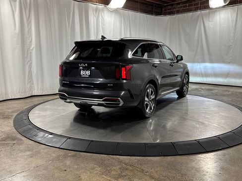 Certified 2023 Kia Sorento EX AWD/4WD image 8
