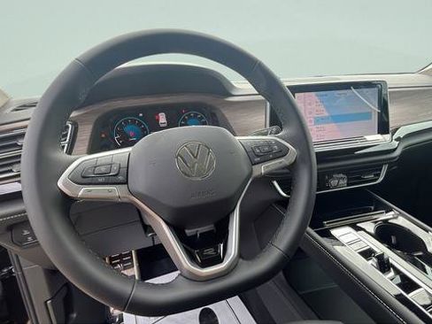 New 2026 Volkswagen Atlas SEL Premium R-Line AWD/4WD image 13