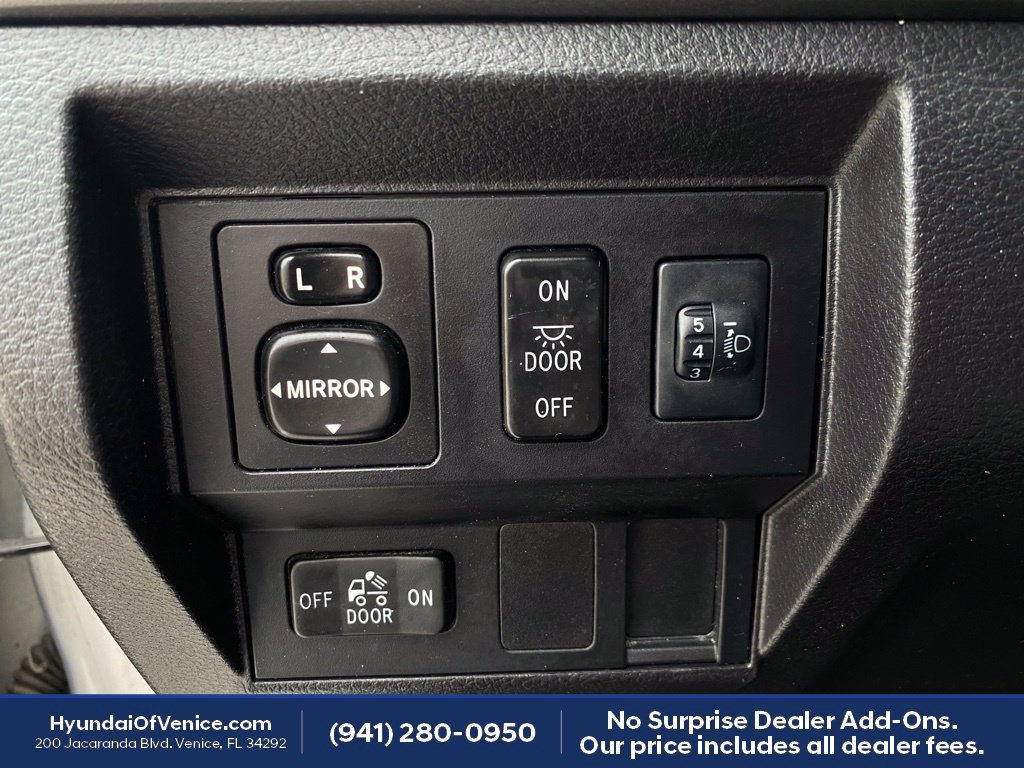 Used 2016 Toyota Tundra SR5 w/ SR5 Upgrade Package RWD image 12