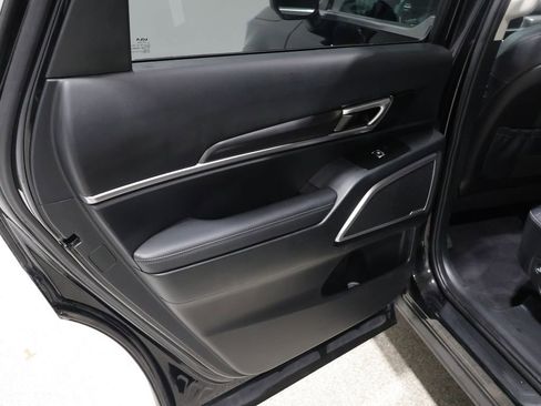 Used 2025 Kia Telluride S AWD/4WD image 20