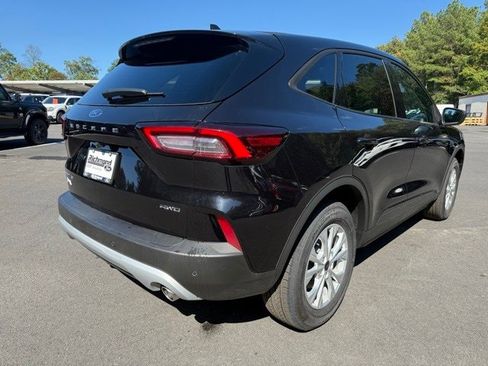 Used 2025 Ford Escape Active w/ Tech Pack #1 AWD/4WD image 5