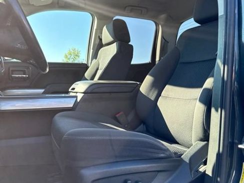Used 2018 Chevrolet Silverado 1500 LT w/ All Star Edition AWD/4WD image 17