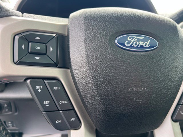 Used 2018 Ford F350 Lariat w/ Lariat Ultimate Package AWD/4WD image 26