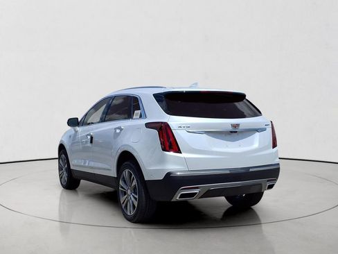 New 2026 Cadillac XT5 Premium Luxury FWD image 2
