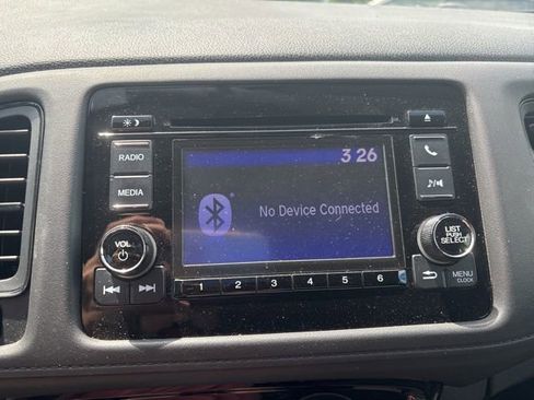 Used 2021 Honda HR-V LX image 17