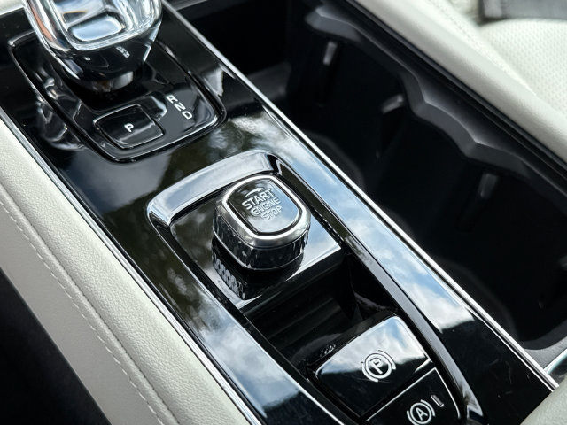 Certified 2026 Volvo XC90 B6 Ultra AWD/4WD image 19