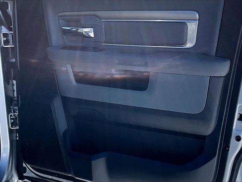 Used 2018 RAM 2500 Big Horn image 18