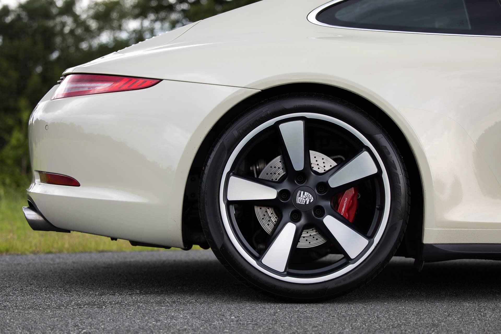 Used 2014 Porsche 911 Carrera S RWD image 5