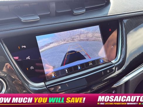 Used 2024 Cadillac XT6 Sport w/ Technology Package AWD/4WD image 33