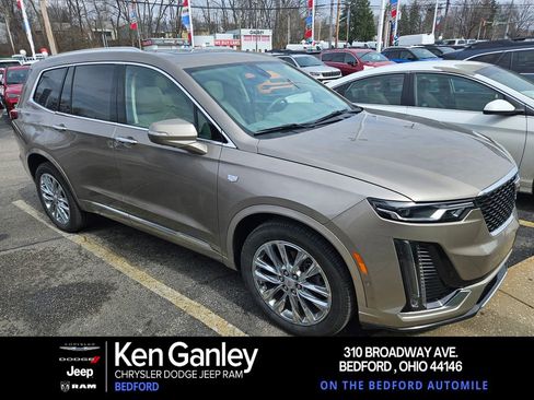 Used 2023 Cadillac XT6 Premium Luxury w/ Technology Package image 1